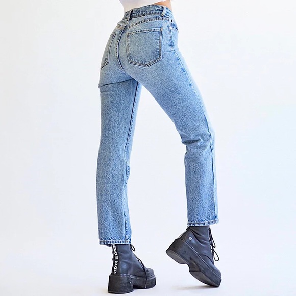 NWT REVICE Viper Jeans in Follow My Lead - Picture 2 of 8